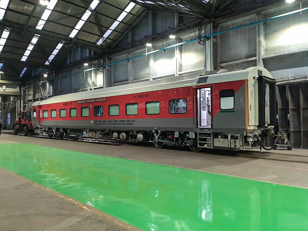 भारतीय रेलवे news coaches inside factory